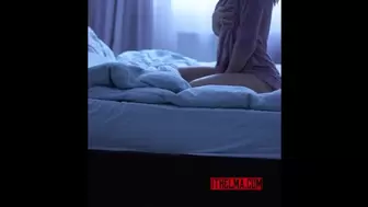 I'm waching on my best friend's sister when she masturbation in her room
