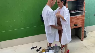 fresh husband finds out his friend's mother is a porn star and rides her during a family barbecue