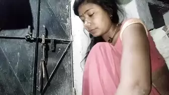 Pretty Indian aunt hard sex doggy style